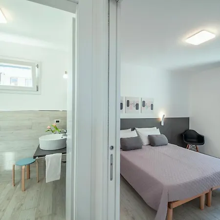 Luxury Free Wifi Apartment